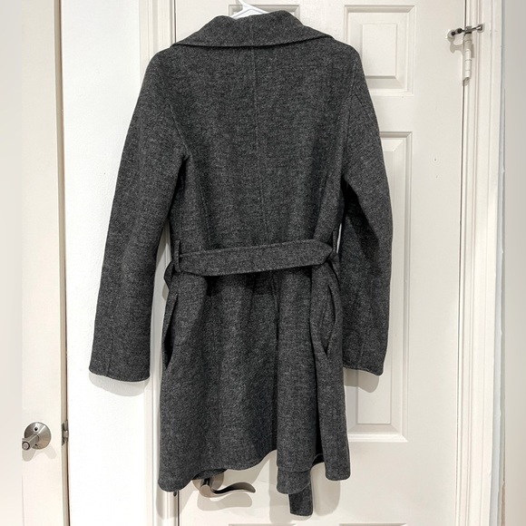TAHARI Charcoal Gray Wool Coat size large - Picture 4 of 8